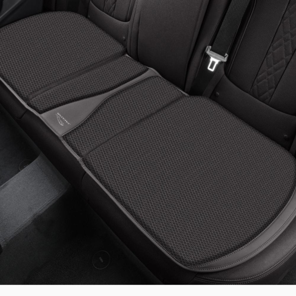 Customized Cushion for the Car's Rear Seat, image 4